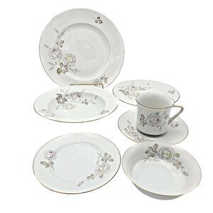 Johann Haviland Sweetheart Rose with Gold Trim 7 Piece Settings Bavaria Germany